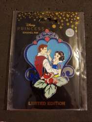 58473 - Royal Couple Collection - Snow White and The Prince - Disney Licensed alternate image