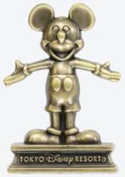 72092 - Tokyo Disneyland Bronze Sculpted Statues - Mickey Mouse with Arms Open - Tokyo Disneyland Resort alternate image