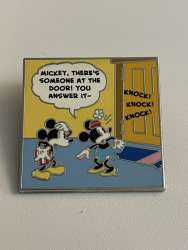 Mickey Minnie Someone at the Door