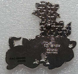 'BoxLunch - Disney - Berlioz, Toulouse, and Marie playing with Yarn - DLIC'