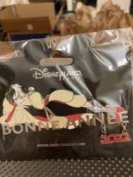 Click to view the Cruella De Vil details