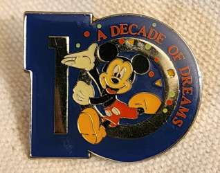 73510 - Disney Store - A Decade of Dreams - Disney Store 10th Anniversary - Disney Store US alternate image