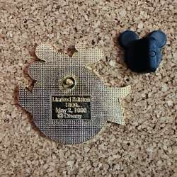 'Disneyana Convention - Disneyana Mickey (blue circle with red text version) - DLR'