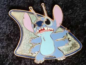 Alien Stitch Standing