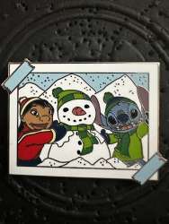 75114 - Stitch Photo Mystery Collection - Lilo & Stitch Building Snowman alternate image