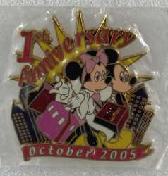 75569 - World Of Disney (NYC) - Mickey & Minnie Shopping - 1st Anniversary - Disney Store US alternate image