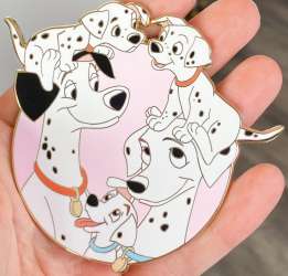 75785 - Fantasy Pin Series: MainStreetCreativity - 101 Dalmatians Family Pin - Fantasy Unlicensed alternate image