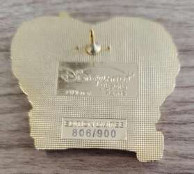 75980 - Valentine's Day - Saint Valentin 2007 - Thumper and Miss Bunny - Disneyland Resort Paris alternate image