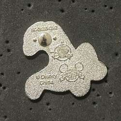 55050 - Heart Hands - Left Hand (Minnie) alternate image