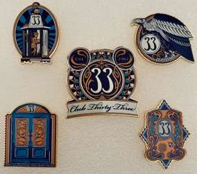 ピンズ・ピンバッジ・缶バッジ Disney 33 secret club pin
