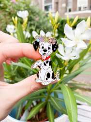 77227 - Fantasy Pin Series: MainStreetCreativity - Domino with Flower Crown - Fantasy Unlicensed alternate image
