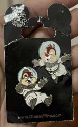 7737 - Chip and Dale Astronauts 2 Pin Set alternate image