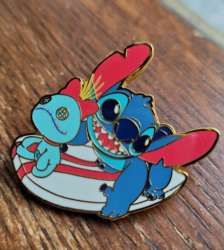 63556 - Stitch Beach Vibes Blind Box - Stitch and Scrump Surfing - Loungefly alternate image
