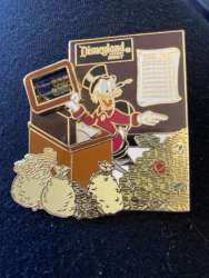 77625 - Tax Day - 2007 Scrooge McDuck - Disneyland Resort alternate image