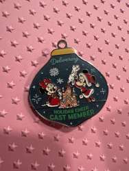 Cast Exclusive - Delivery Holiday Cheer Cast Member - DLR