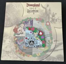 Annual Passholder Commemorative Collection - Tinker Bell - Spring - DLR