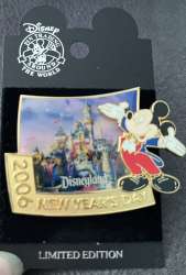 Click to view the Disneyland New Year’s Day 2006 details