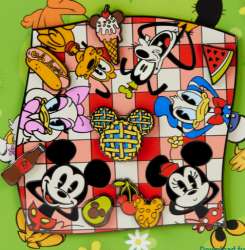 78943 - Loungefly - Collector Box - Mickey & Friends Picnic Blanket - Loungefly alternate image