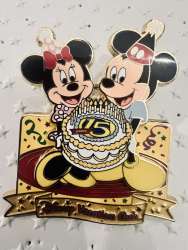 79028 - Disney Vacation Club Anniversaries - 15 Years Mickey and Minnie Holding Cake - Disney Vacation Club alternate image