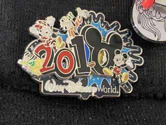 79341 - 2010 Dated Year Pins - 2010 Walt Disney World - Walt Disney World alternate image