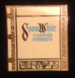 Snow White and the Seven Dwarfs Hinges Storybook #1 - DLP