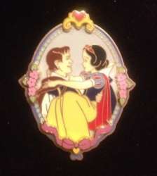 15989 - Princess Pair - Snow White and The Prince alternate image