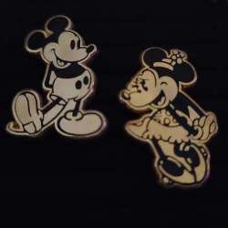 81100 - Euro Disney - Classic - Gold Minnie Mouse - Disneyland Resort Paris alternate image