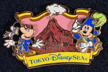 Tokyo DisneySea - Mount Prometheus - Admiral Mickey and Minnie