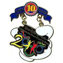 82578 - Disney Pin Trading 10th Anniversary: Decade of Magical Trades - 2000 Millennium Celebration - Celebrate the Future Hand in Hand - Walt Disney World alternate image