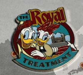 82669 - Adventure By Disney - Scotland - The Royal Treatment Donald & Daisy - Adventures by Disney alternate image