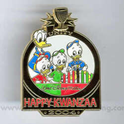 Kwanzaa - Happy Kwanzaa 2004 - Donald and nephews - WDW