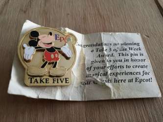 84133 - Cast Member Award - EPCOT Take Five Award - Walt Disney World alternate image