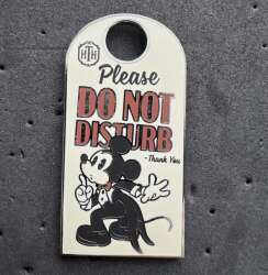 84511 - Tower of Terror - Hollywood Tower Hotel - Do Not Disturb Door Hanger - Walt Disney World alternate image