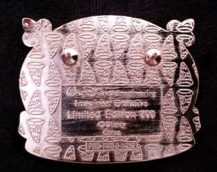 3109 - Princess Plaque Pin - Anna & Elsa - Walt Disney Imagineering alternate image