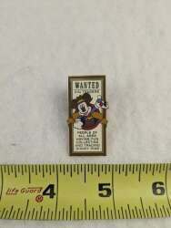 84696 - Pin Location Pursuit - Wanted Pin Traders - Disneyland Resort alternate image