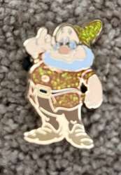 49266 - Pink A La Mode (PALM) - Snow White 85th Anniversary - Doc - Disney Licensed alternate image