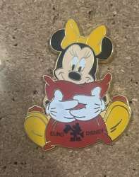 85243 - European Bootleg - Minnie with Red Pillow - Fantasy Unlicensed alternate image