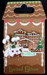 19690 - Gingerbread House Collection 2014 - Great Californian - Chip & Dale Making a Gingerbread House - Disneyland Resort alternate image