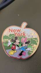 Click to view the New york stroll apple details