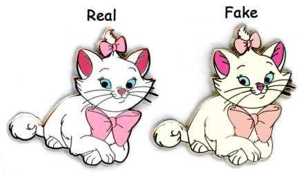 8617 - Disney Cats Booster Set - Marie with Crossed Paws alternate image