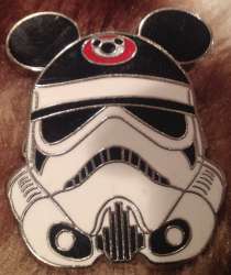 32972 - Star Wars - Stormtrooper with Mickey Ear Hat alternate image