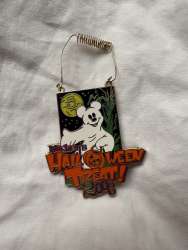 86564 - Mickey’s Halloween Treat 2006 - Ghost Mickey - Disneyland Resort alternate image