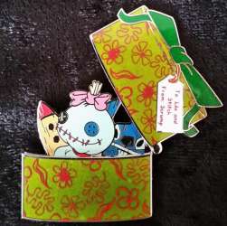 3396 - Happy Holidays Hinged Gift Box - Scrump - Disneyland Resort alternate image