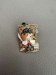 49397 - Mickey & Friends in Pirates of the Caribbean - Minnie Mouse as Elizabeth Swann alternate image