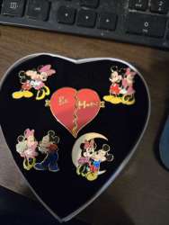 Mickey and Minnie Valentine&#039;s Day - Mickey and Minnie Valentine set if 5 pins - DLIC