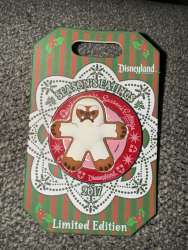 Season's Eatings Gingerbread on Plates