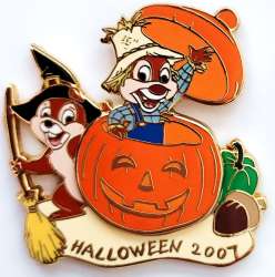87523 - Halloween 2007 - Chip & Dale - Disneyland Resort alternate image