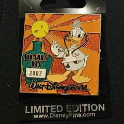 87725 - Doctor's Day - Donald Duck - Walt Disney World alternate image