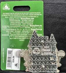 'Build-a-Pin: 2nd Generation - Gingerbread Mickey & Minnie with Fantasyland Castle Base Set — Full Set - MLT'