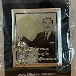 87985 - Cast Exclusive - Walt Disney and Buzz Lightyear - Hong Kong Disneyland alternate image